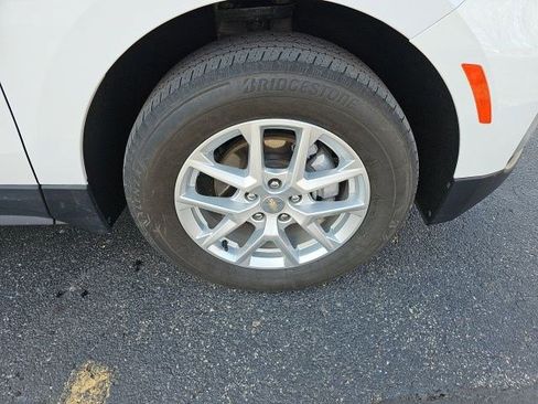 Used 2022 Chevrolet Equinox LT image 10