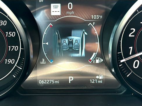 Used 2020 Jaguar F-TYPE Coupe RWD image 23