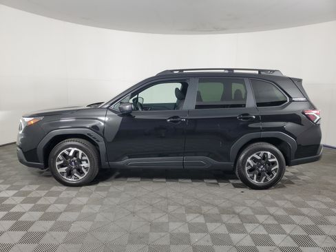 Used 2026 Subaru Forester Premium AWD/4WD image 7