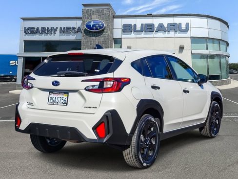 Used 2024 Subaru Crosstrek 2.0i AWD/4WD image 6