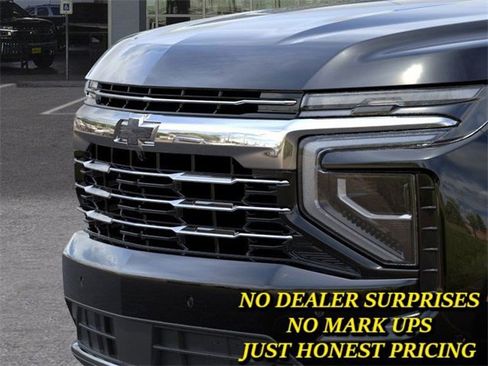 New 2026 Chevrolet Suburban LT w/ Comfort Package image 13