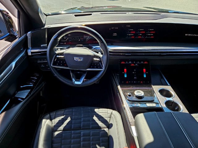 Used 2025 Cadillac Escalade V AWD/4WD image 12