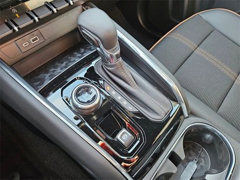 New 2026 GMC Canyon AT4 image 23