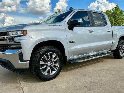 Used 2021 Chevrolet Silverado 1500 LT w/ Texas Edition Plus image 7