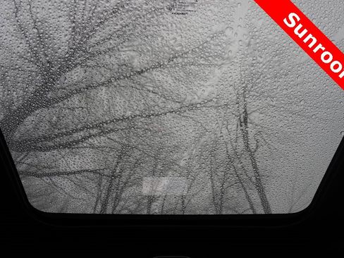 Used 2024 Jeep Grand Cherokee Limited w/ Black Appearance Package image 19