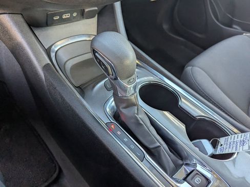 Used 2023 Chevrolet Malibu LT FWD image 14