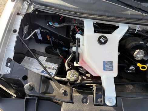 Used 2016 Chevrolet Express 2500 LS image 10