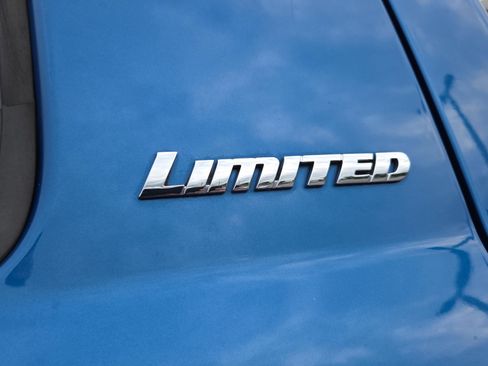 Used 2016 Toyota Tundra Limited image 6