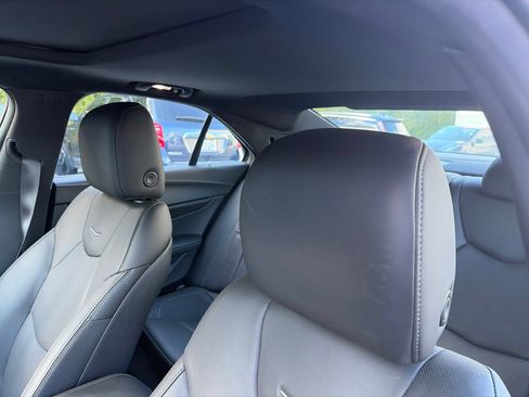 Used 2022 Cadillac CT4 Premium Luxury RWD image 12