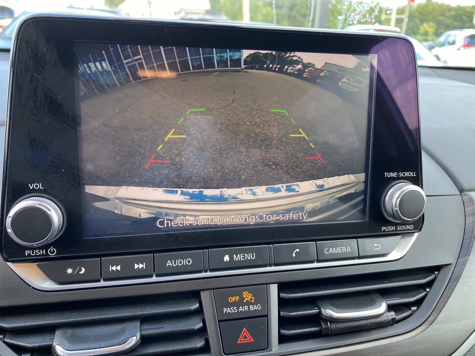 Used 2023 Nissan Altima 2.5 SV AWD/4WD image 13
