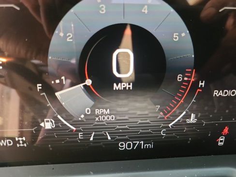 Used 2024 GMC Acadia Denali w/ Super Cruise Package AWD/4WD image 26