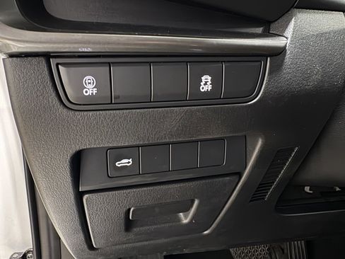 Used 2021 MAZDA MAZDA3 s image 17