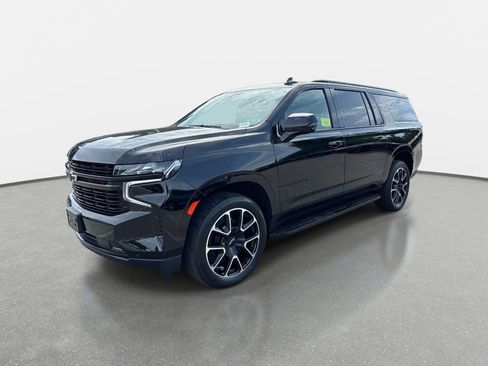 Used 2023 Chevrolet Suburban RST w/ Sport Performance Package AWD/4WD image 8