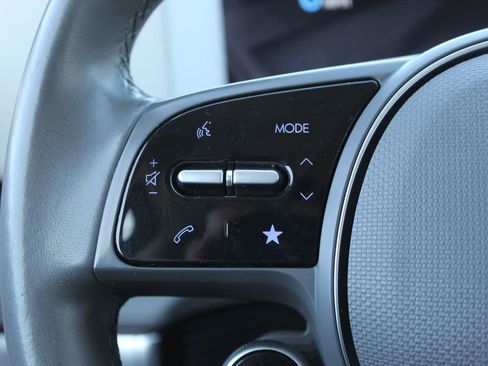 Used 2023 Hyundai Ioniq 5 SE image 25