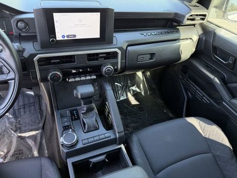 Used 2024 Toyota Tacoma SR image 24