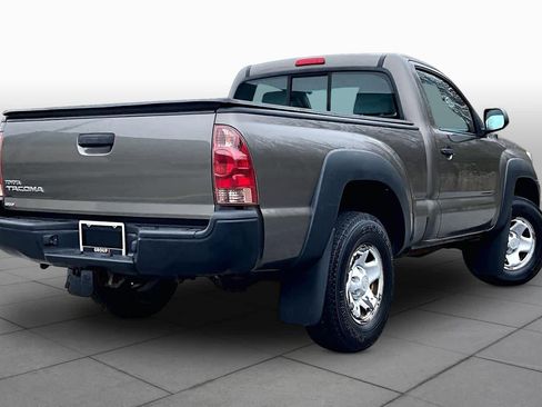 Used 2012 Toyota Tacoma 4x4 Regular Cab image 11