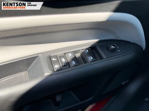 Used 2025 Jeep Compass Limited w/ Elite Group AWD/4WD image 19
