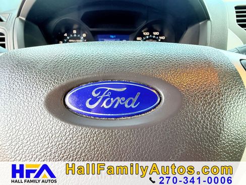 Used 2014 Ford Explorer FWD image 17