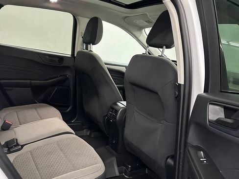 Used 2022 Ford Escape SE w/ SE Sport Appearance Package AWD/4WD image 31