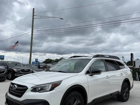 Used 2020 Subaru Outback Onyx Edition XT image 3