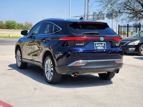 Used 2021 Toyota Venza Limited AWD/4WD image 6