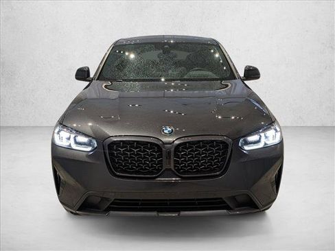 Used 2024 BMW X4 xDrive30i w/ Premium Package image 2