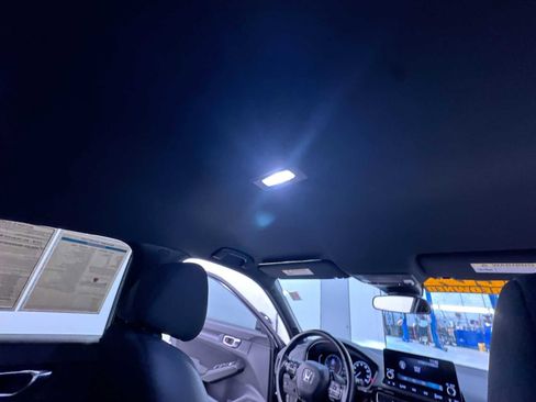 Used 2023 Honda Civic Sport image 29