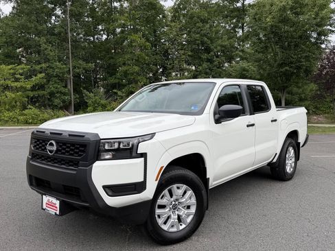 Used 2026 Nissan Frontier S AWD/4WD image 1