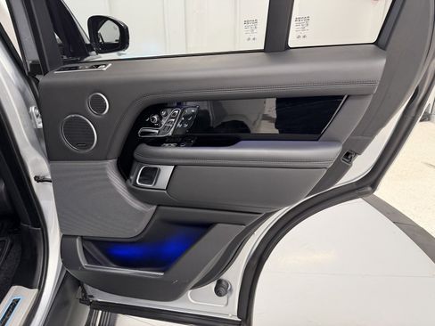Used 2020 Land Rover Range Rover Autobiography image 55