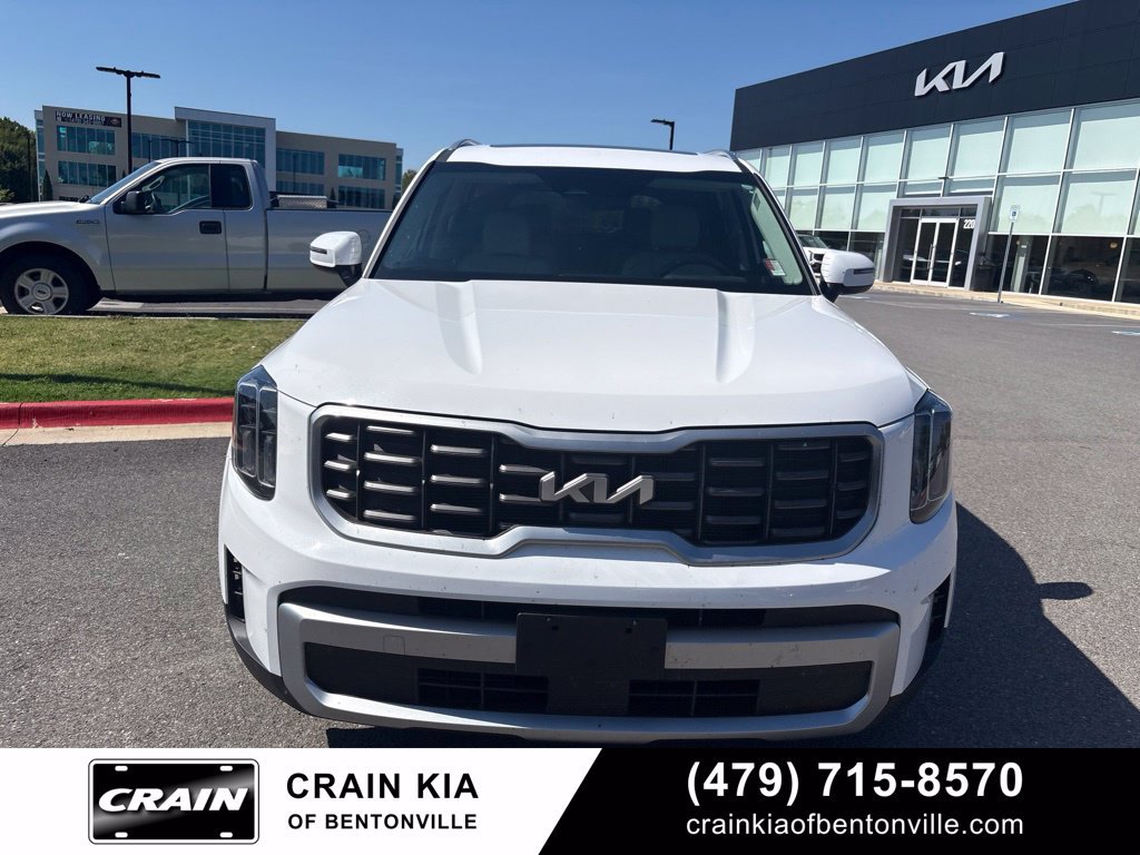 Certified 2024 Kia Telluride S w/ S Sunroof Package AWD/4WD image 7