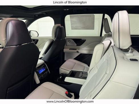 New 2026 Lincoln Aviator Black Label AWD/4WD image 34
