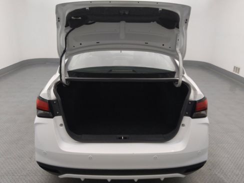 Used 2023 Nissan Versa S w/ Trunk Package FWD image 29