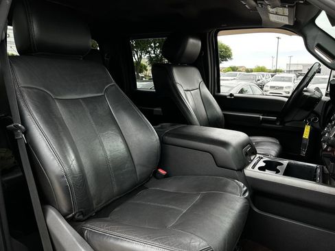 Used 2016 Ford F250 Lariat w/ Lariat Interior Package AWD/4WD image 33