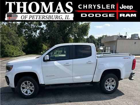 Used 2022 Chevrolet Colorado LT w/ LT Convenience Package AWD/4WD image 3