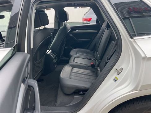 Used 2019 Audi Q5 2.0T Premium w/ Convenience Package image 30