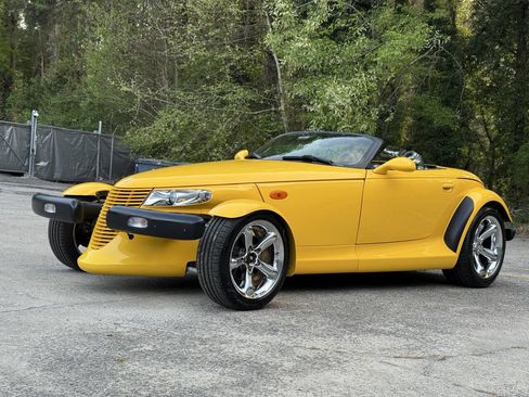 Used 2000 Plymouth Prowler image 22