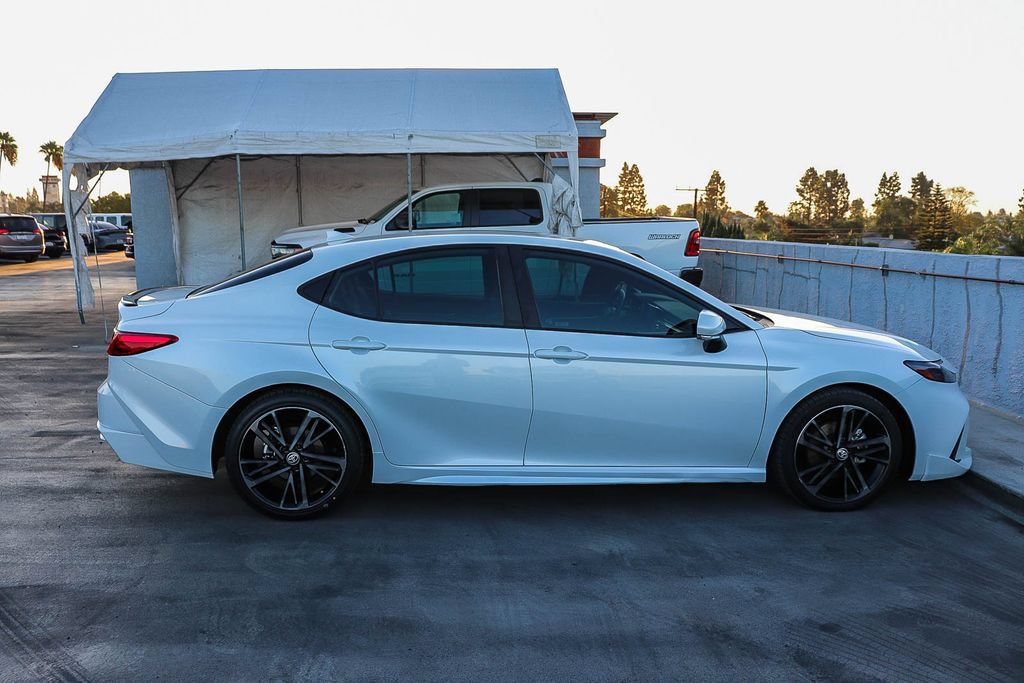 Used 2025 Toyota Camry XSE FWD image 13