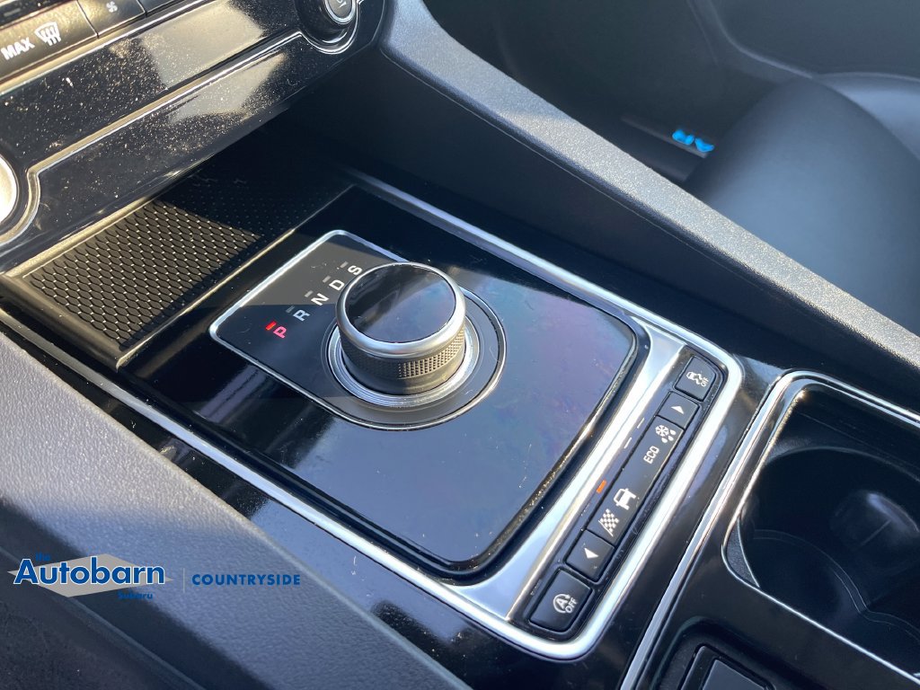 Used 2020 Jaguar F-PACE Premium AWD/4WD image 20