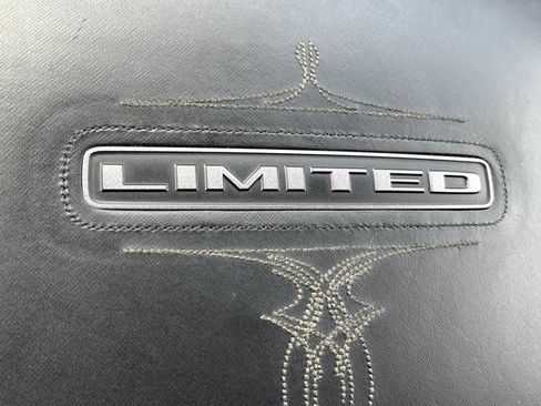Used 2022 RAM 3500 Limited AWD/4WD image 46