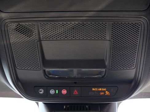 Used 2025 Chevrolet Equinox LT image 16