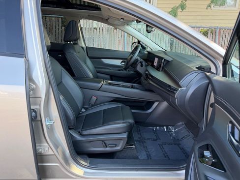 Used 2025 Nissan Murano SL AWD/4WD image 22