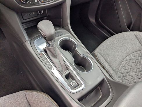 Used 2023 Chevrolet Equinox LT image 14