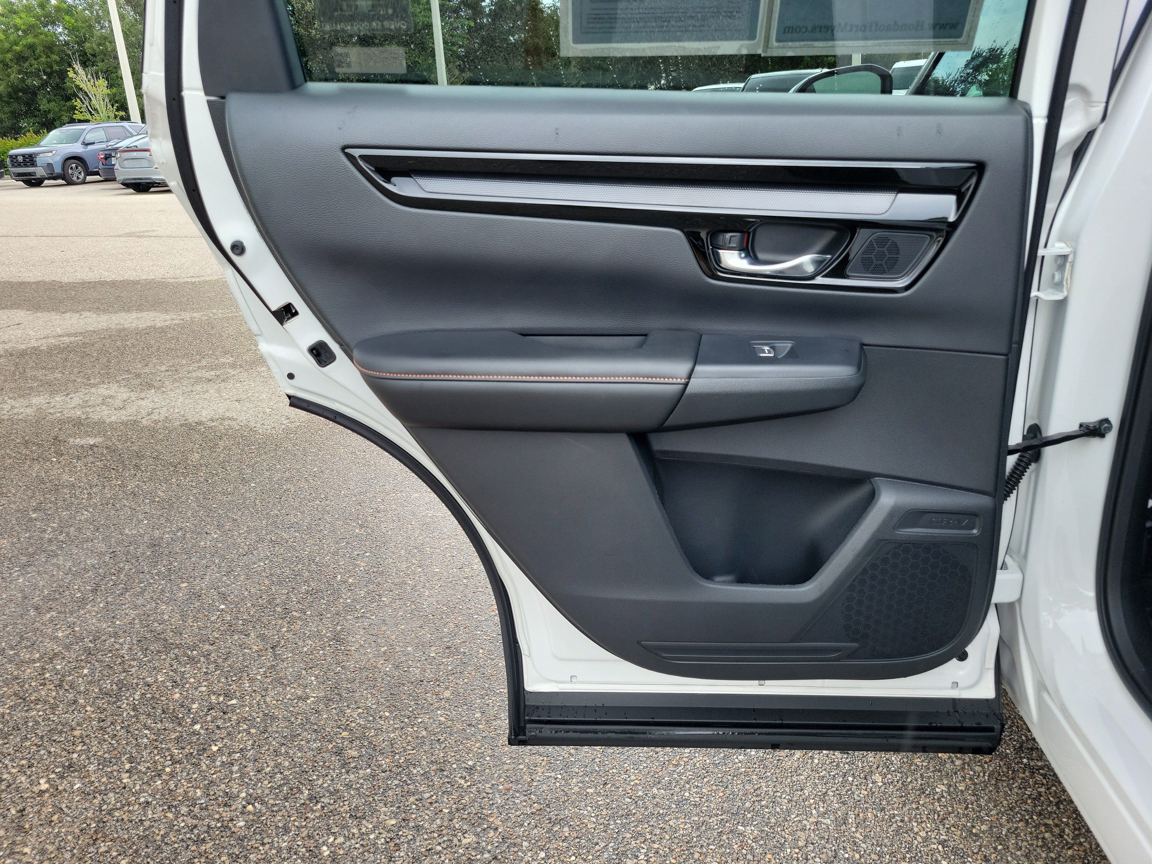 Used 2025 Honda CR-V Sport Touring image 15
