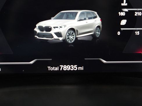Used 2021 BMW X5 M w/ Competition Package AWD/4WD image 53