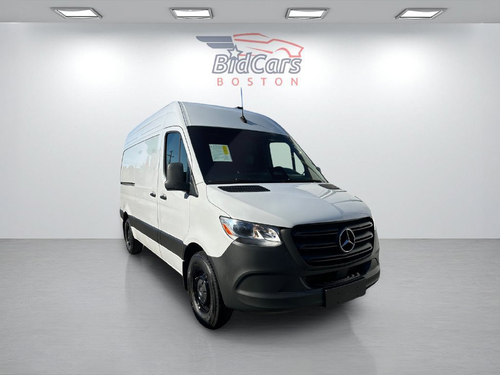 Used 2025 Mercedes-Benz Sprinter 2500 image 3