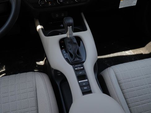 New 2027 Honda HR-V LX image 25
