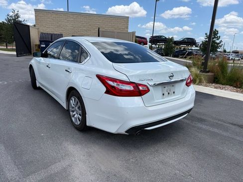 Used 2017 Nissan Altima 2.5 S w/ Power Driver Seat Package FWD image 6