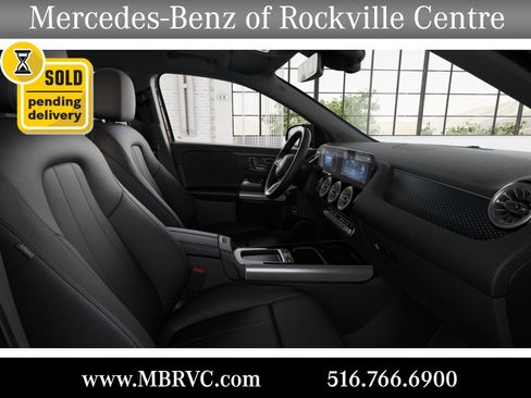 New 2025 Mercedes-Benz GLA 250 4MATIC image 4