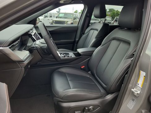 New 2026 Jeep Cherokee Limited AWD/4WD image 11