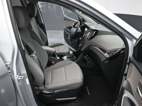 Used 2018 Hyundai Santa Fe Sport FWD image 27